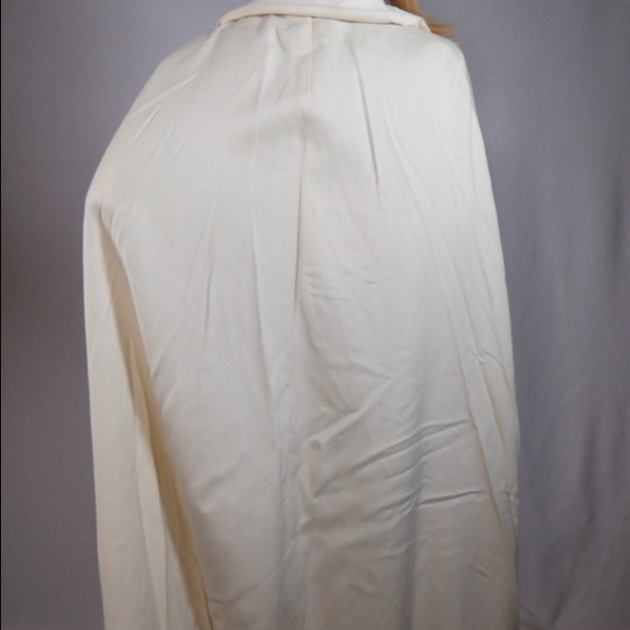 Jerusalem Cross Cloak - Picture 8 of 12